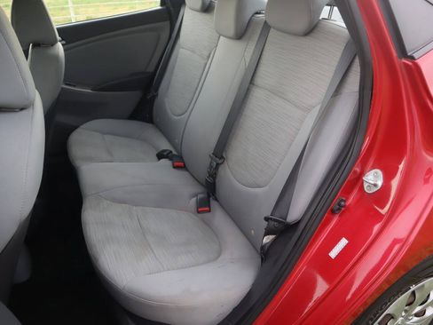 Used 2017 Hyundai Accent SE FWD image 15