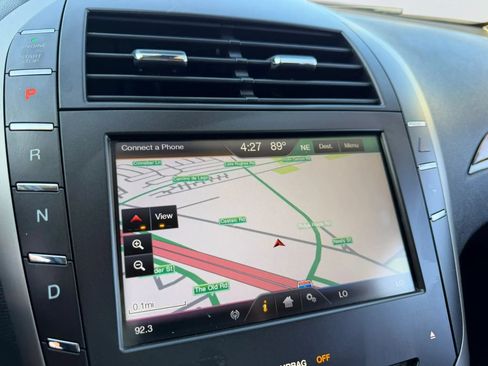 Used 2014 Lincoln MKZ FWD image 14