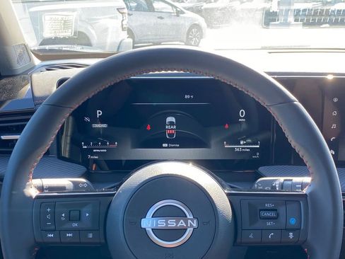 New 2025 Nissan Kicks SR image 22