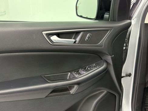 Used 2023 Ford Edge SE w/ Black Appearance Package AWD/4WD image 13