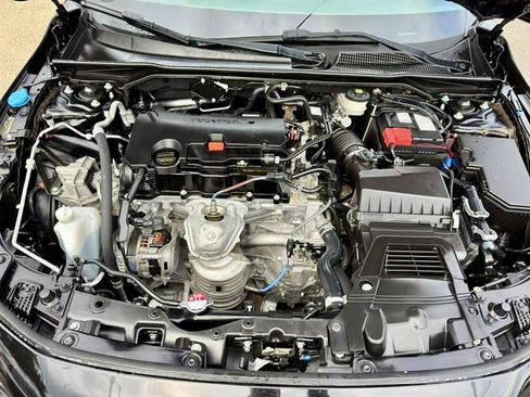 Used 2024 Honda Civic Sport image 10