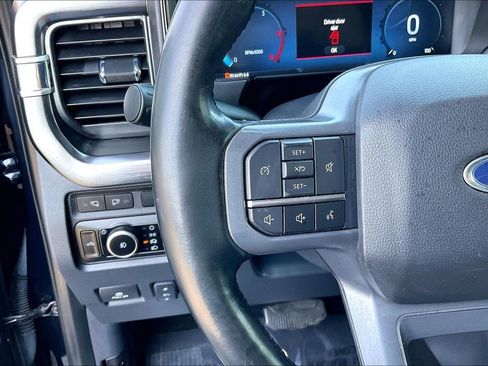 Used 2023 Ford F250 Lariat w/ Sport Appearance Package image 14