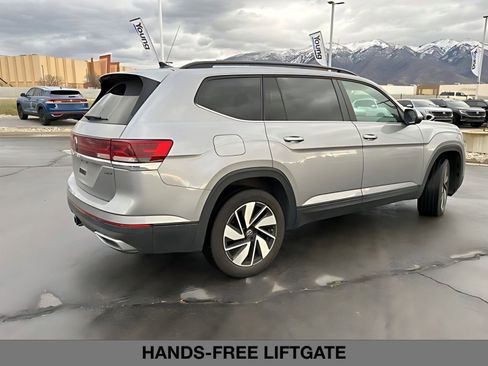 Used 2024 Volkswagen Atlas SE image 5