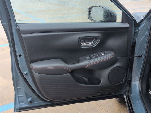 Used 2024 Honda HR-V Sport image 12