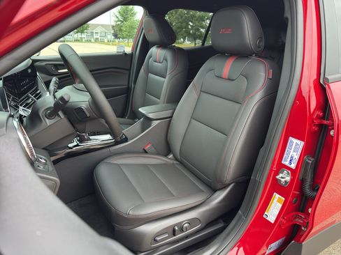 New 2026 Chevrolet Trax RS w/ Driver Confidence Package FWD image 10