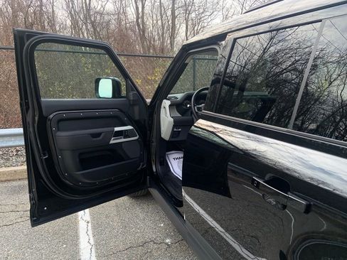 Certified 2024 Land Rover Defender 110 S image 14