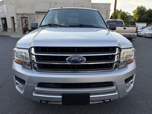Used 2017 Ford Expedition EL XLT w/ Equipment Group 202A AWD/4WD image 33