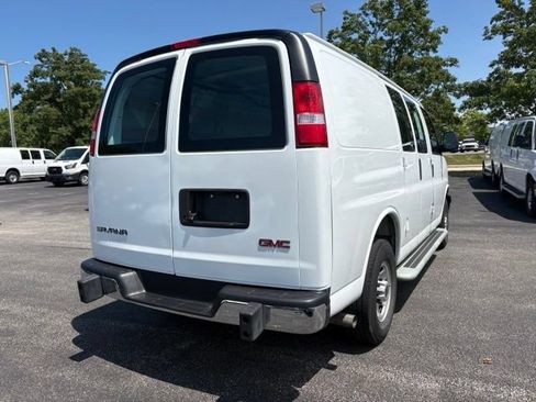 Used 2025 GMC Savana 2500 w/ Driver Convenience Package RWD image 5
