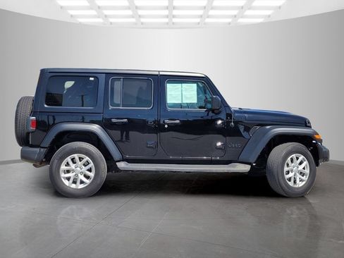 Used 2023 Jeep Wrangler Unlimited Sport AWD/4WD image 3