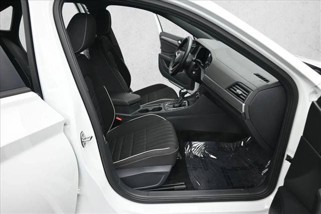 Used 2024 Volkswagen Jetta Sport FWD image 28