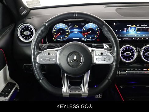 Used 2021 Mercedes-Benz GLB 35 AMG 4MATIC image 7