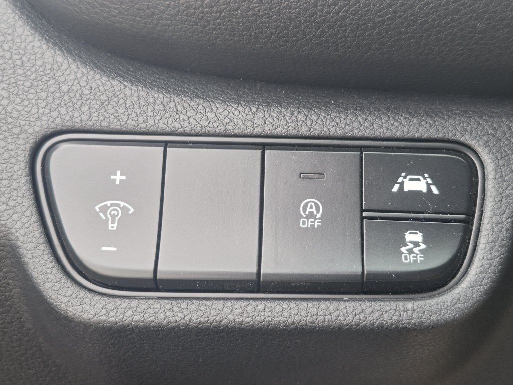 Used 2021 Kia Seltos S AWD/4WD image 24