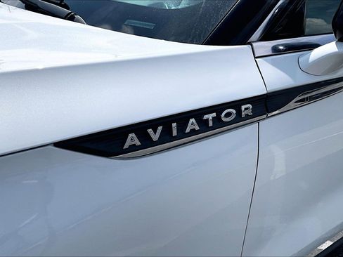 Used 2020 Lincoln Aviator Reserve w/ Equipment Group 202A AWD/4WD image 24