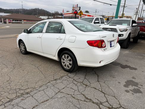 Used 2010 Toyota Corolla Base 4-Speed AT image 7