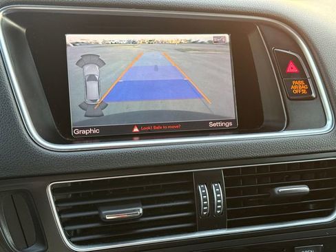 Used 2016 Audi SQ5 Premium Plus w/ Technology Package image 29