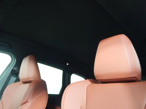 Used 2026 BMW X1 xDrive28i w/ Technology Package image 11