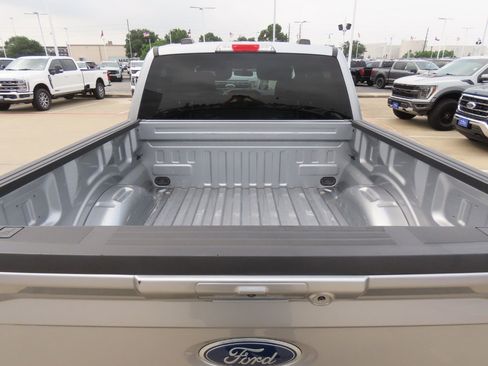 Used 2022 Ford F150 XLT w/ Equipment Group 302A High RWD image 13