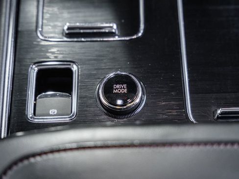 Used 2021 Lincoln Aviator Reserve w/ Elements Package Plus image 33