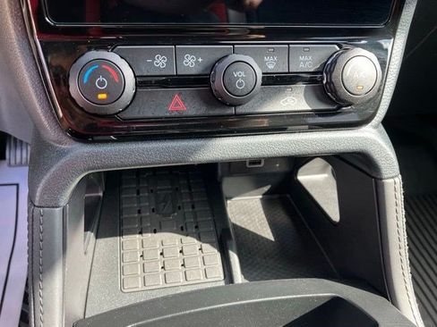 Used 2025 Ford Ranger Raptor AWD/4WD image 24