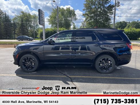 Used 2024 Dodge Durango SXT w/ SXT Blacktop Group image 5