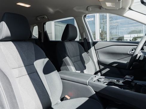New 2026 Nissan Rogue SV AWD/4WD image 27