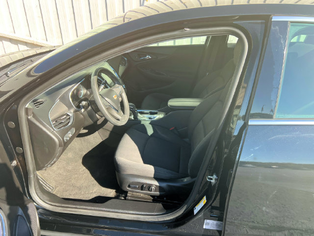Used 2021 Chevrolet Malibu LT FWD image 10