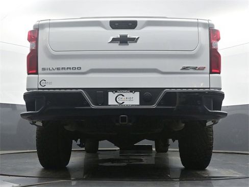 Used 2022 Chevrolet Silverado 1500 ZR2 image 50