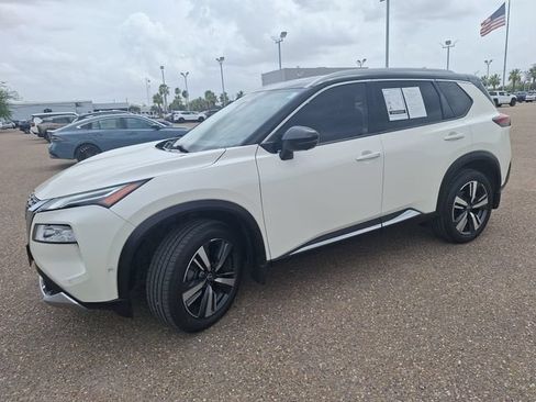 Used 2023 Nissan Rogue Platinum AWD/4WD image 3