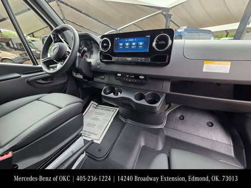 New 2026 Mercedes-Benz Sprinter 2500 image 12