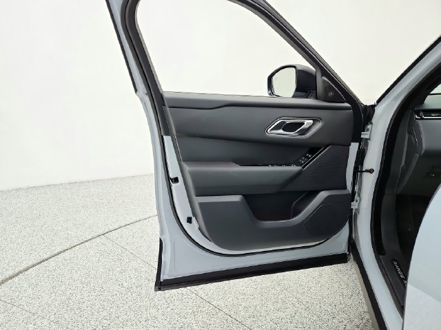 New 2026 Land Rover Range Rover Velar S AWD/4WD image 27