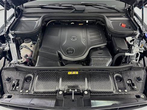 New 2026 Mercedes-Benz GLS 450 4MATIC image 11