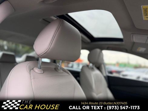 Used 2024 Honda Accord Touring image 22