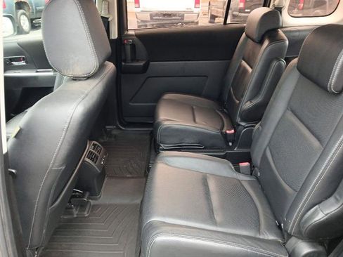 Used 2010 MAZDA MAZDA5 Grand Touring image 9