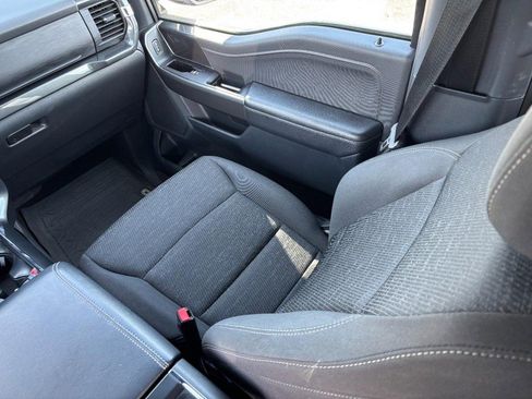 Used 2022 Ford F150 XLT w/ Equipment Group 302A High image 15