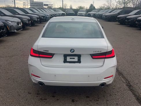 Used 2025 BMW 330i xDrive Sedan image 4