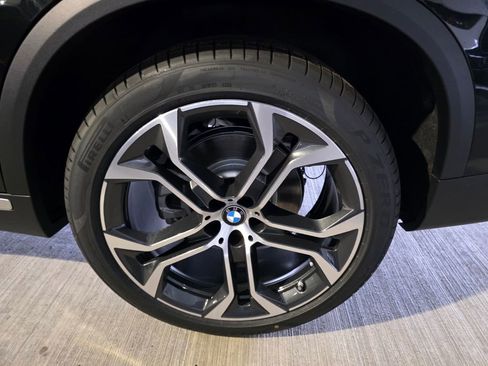 New 2026 BMW X5 sDrive40i w/ Premium Package RWD image 6
