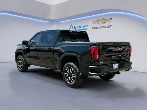 Used 2021 GMC Sierra 1500 AT4 w/ AT4 Value Package AWD/4WD image 3