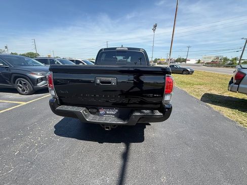 Used 2019 Toyota Tacoma TRD Pro image 4