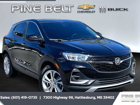 Used 2022 Buick Encore GX Preferred w/ Cold Weather Comfort Package image 1