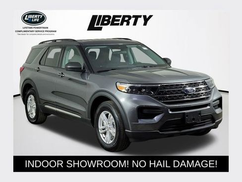 Certified 2022 Ford Explorer XLT AWD/4WD image 1