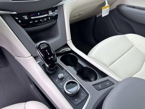New 2026 Cadillac XT5 Premium Luxury image 25