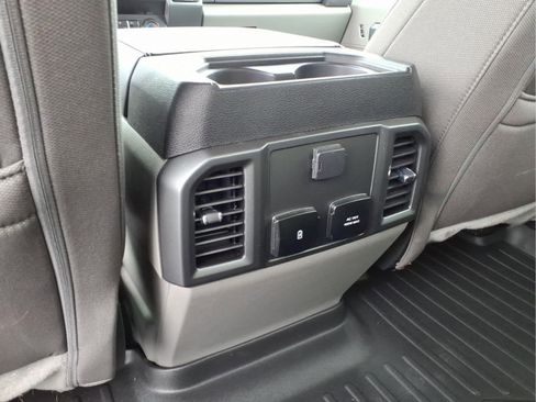Used 2021 Ford F250 XLT w/ XLT Premium Package image 27
