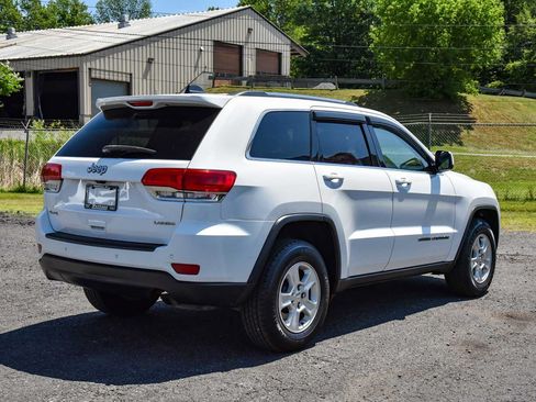 Certified 2017 Jeep Grand Cherokee Laredo w/ Quick Order Package 23E AWD/4WD image 3