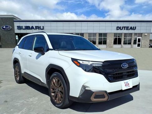 Used 2025 Subaru Forester Sport AWD/4WD image 1