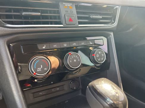 Used 2023 Volkswagen Taos S image 19