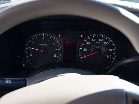 Used 2020 Nissan NV 3500 SV image 12