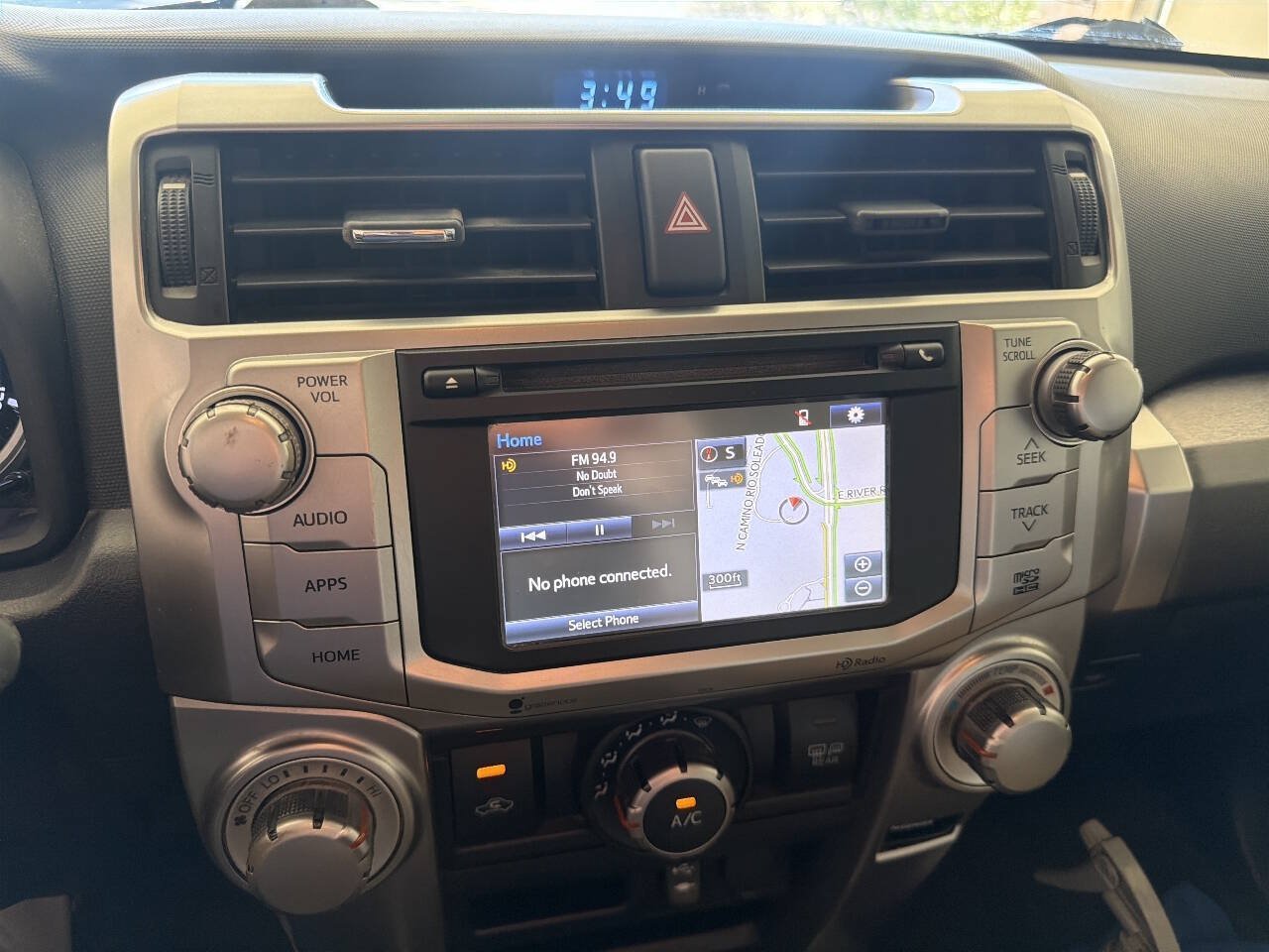 Used 2014 Toyota 4Runner SR5 Premium AWD/4WD image 24