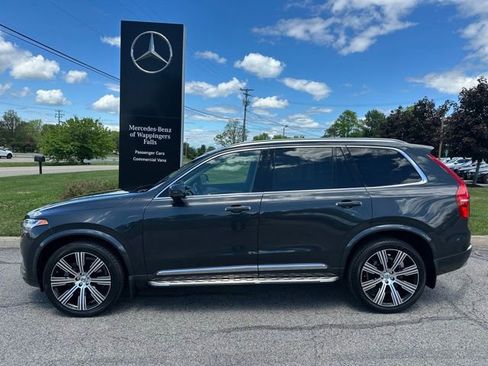 Used 2022 Volvo XC90 T6 Inscription w/ Climate Package AWD/4WD image 2