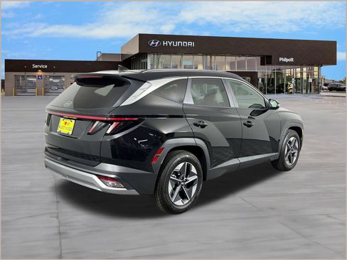 Used 2026 Hyundai Tucson SEL image 9