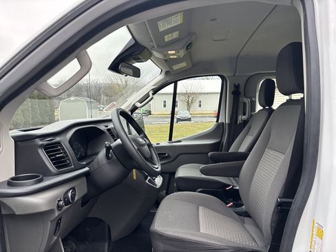 Used 2022 Ford Transit 350 XLT image 13